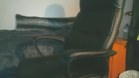 shyboyhugecum2020 online show from November 2025 04:17:02 AM