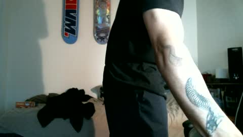 shyboyhugecum2020 online show from June 2026 03:51:02 AM