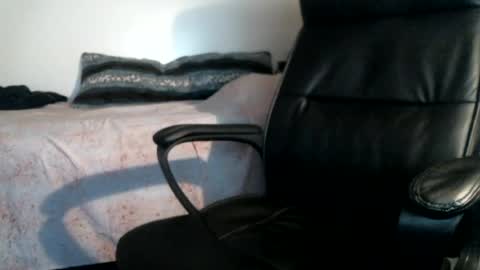 shyboyhugecum2020 online show from July 2026 01:30:02 AM