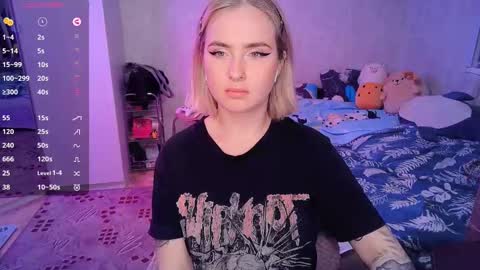 Effie online show from February 2025 04:42:02 PM