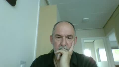 Snapshot of shyguytm chatting on November 2025 06:03:01 AM shyguytm online show from November 2025 06:03:01 AM