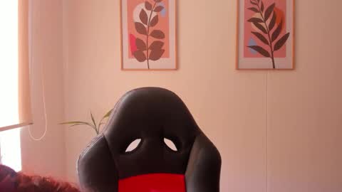 Snapshot of shylittlebunny chatting on February 2026 02:17:02 PM shylittlebunny online show from February 2026 02:17:02 PM