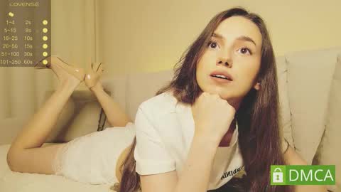 Snapshot of shypeachmaru chatting on March 2026 09:32:02 PM Mary online show from March 2026 09:32:02 PM