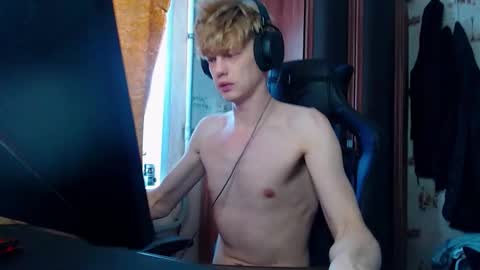 Tom and Betty online show from March 2026 07:36:03 AM