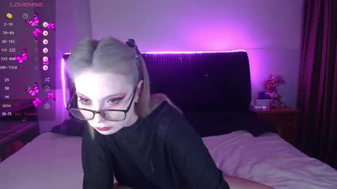 shysweetrish online show from April 2026 02:15:02 AM