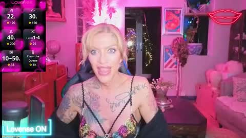 Snapshot of shytrans_uk chatting on April 2026 11:38:02 PM shytrans_uk online show from April 2026 11:38:02 PM
