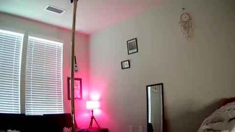 shypetitebaby online show from April 2026 05:26:02 PM