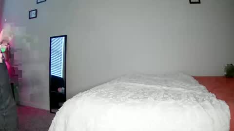 shypetitebaby online show from April 2026 04:27:02 PM