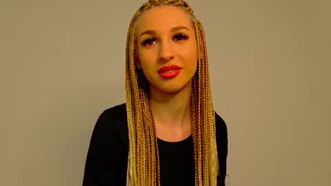 Anastasia online show from December 2025 12:43:01 PM