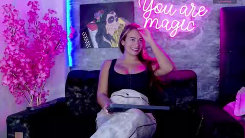 Snapshot of siamarlin chatting on October 2025 09:12:02 PM siamarlin online show from October 2025 09:12:02 PM