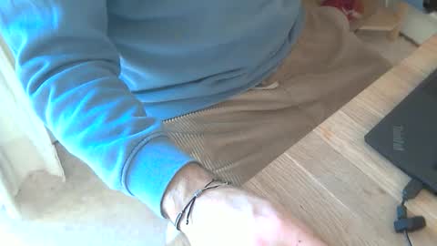 Snapshot of sibblii0 chatting on March 2025 07:41:01 AM Seba online show from March 2025 07:41:01 AM