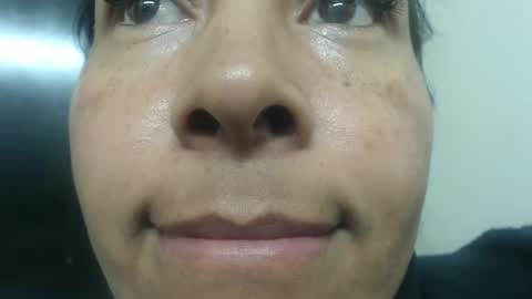 Snapshot of siblley chatting on December 2024 09:06:02 PM sara online show from December 2024 09:06:02 PM