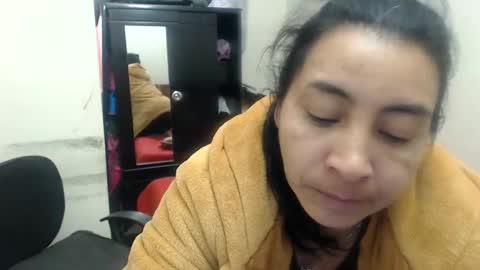 Snapshot of siblley chatting on February 2025 09:12:01 PM sara online show from February 2025 09:12:01 PM