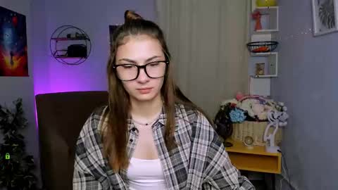 silicia online show from February 2026 01:49:02 PM