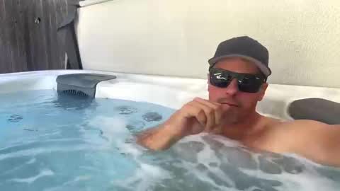 SideSnack online show from October 2025 07:47:02 PM