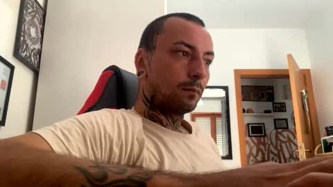 sidvicious23cm online show from September 2025 08:29:02 AM