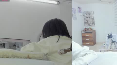 Snapshot of sieena_ chatting on June 2026 09:01:02 AM Sieena online show from June 2026 09:01:02 AM