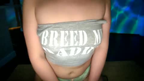 Snapshot of sienna_doll chatting on October 2025 01:11:01 AM Sienna Doll online show from October 2025 01:11:01 AM