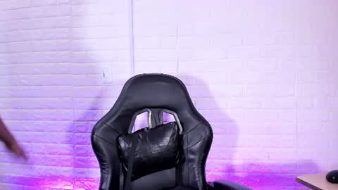 Snapshot of sienna_lux01 chatting on July 2026 03:23:02 AM sienna_lux01 online show from July 2026 03:23:02 AM