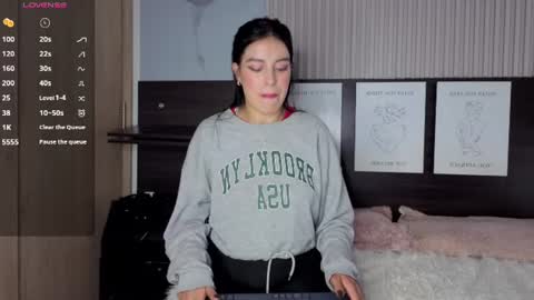 Snapshot of sienna_rose_ chatting on July 2026 06:40:02 PM sienna_rose_ online show from July 2026 06:40:02 PM