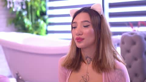 Sienna online show from September 2025 07:35:02 AM