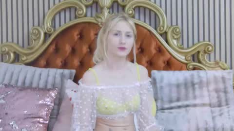 SiennaShapiro online show from February 2026 04:27:02 PM