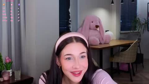 Eva  online show from March 2026 11:24:01 AM