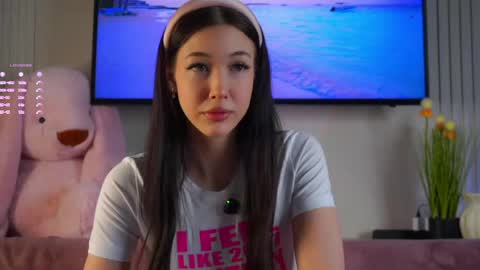 Eva  online show from April 2026 11:21:02 AM