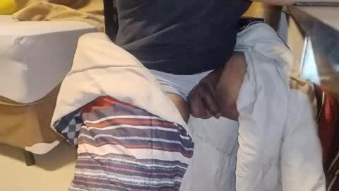 Tsuki online show from December 2025 04:10:02 AM