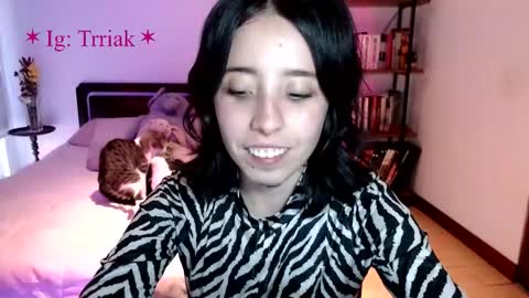 silkbite online show from March 2026 10:47:01 PM