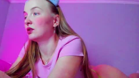 Mila online show from January 2026 07:54:01 AM