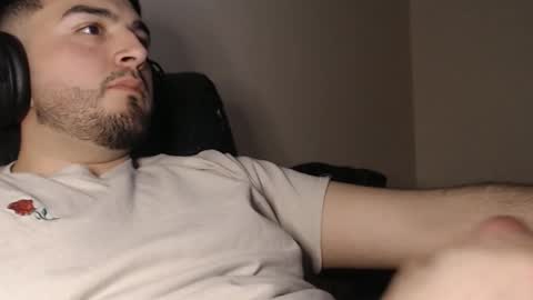 Snapshot of silva1018 chatting on March 2025 07:36:01 AM Alvaro online show from March 2025 07:36:01 AM