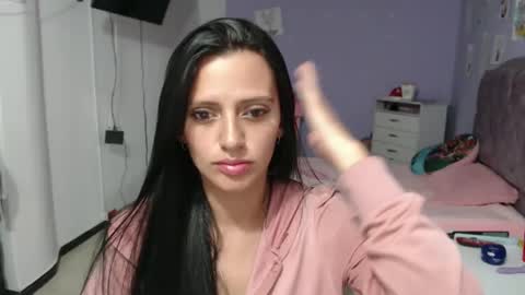 Snapshot of silvanaroberts_ chatting on January 2025 04:58:02 AM  Rouse  online show from January 2025 04:58:02 AM