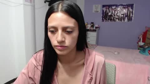 Snapshot of silvanaroberts_ chatting on February 2025 12:10:01 AM  Rouse  online show from February 2025 12:10:01 AM