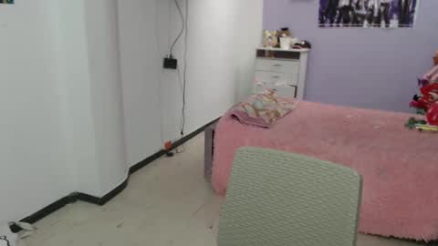 Snapshot of silvanaroberts_ chatting on March 2025 03:45:02 PM  Rouse  online show from March 2025 03:45:02 PM