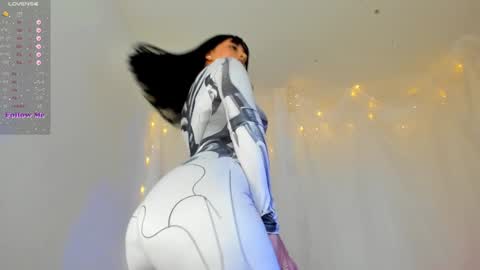 Silvanna online show from January 2025 04:49:02 PM