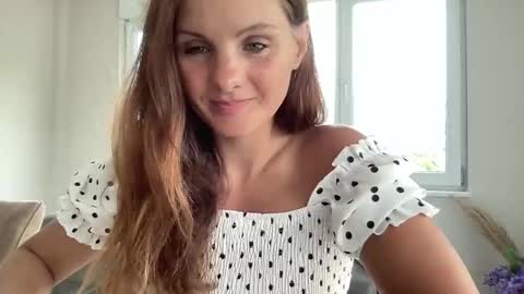 Snapshot of silver_miley chatting on September 2025 10:42:01 AM silver_miley online show from September 2025 10:42:01 AM