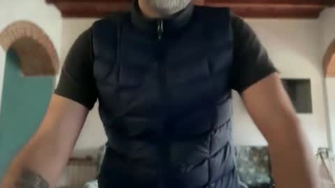 silverbeard81 online show from November 2025 11:55:02 AM