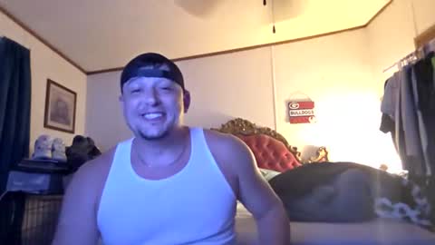 Snapshot of silverfox706 chatting on June 2026 01:25:02 AM Jay Silverfox706 online show from June 2026 01:25:02 AM