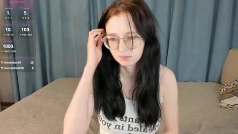 Snapshot of silvernoise chatting on February 2026 09:20:01 PM Alice online show from February 2026 09:20:01 PM