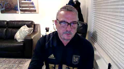 silveroli187 online show from October 2025 03:32:01 PM