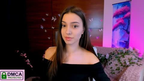 Snapshot of silvia_queen1 chatting on December 2024 08:25:02 PM Silvia nude in pvt  online show from December 2024 08:25:02 PM