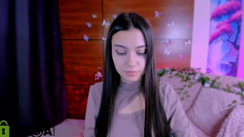 Snapshot of silvia_queen1 chatting on December 2024 03:25:02 AM Silvia nude in pvt  online show from December 2024 03:25:02 AM