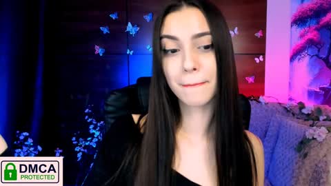 Snapshot of silvia_queen1 chatting on January 2025 02:33:02 AM Silvia nude in pvt  online show from January 2025 02:33:02 AM