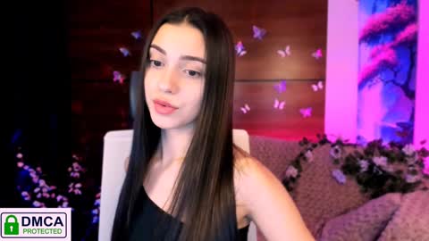 Snapshot of silvia_queen1 chatting on January 2025 03:48:02 AM Silvia nude in pvt  online show from January 2025 03:48:02 AM