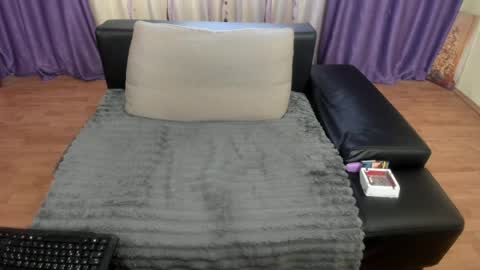 Silvya online show from April 2026 07:14:01 AM