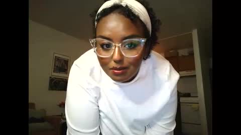 Simin Fox online show from November 2025 04:03:02 AM