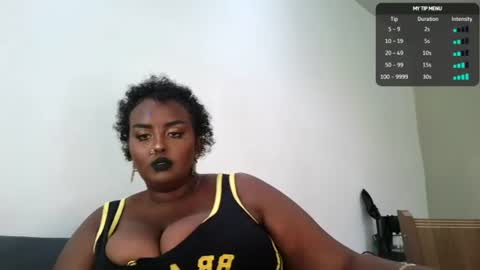 Snapshot of siminfox chatting on June 2026 05:26:01 PM Simin Fox online show from June 2026 05:26:01 PM