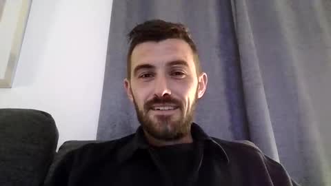 simomoliver online show from November 2025 06:30:01 PM