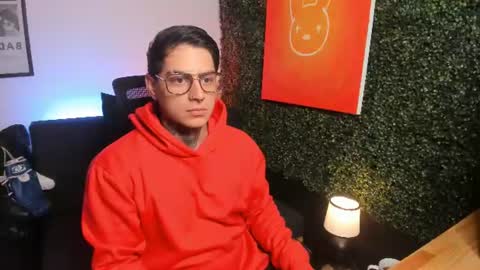 Snapshot of simon_cortes chatting on June 2026 11:22:02 AM Simon Cortes online show from June 2026 11:22:02 AM